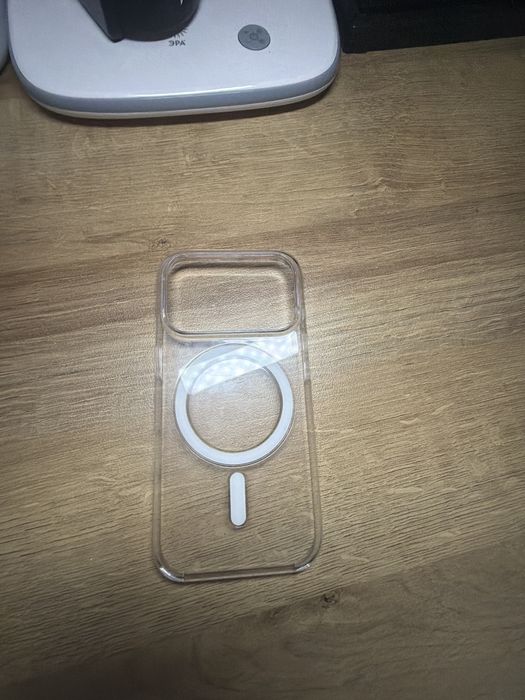 Чехол на айфон 17 про