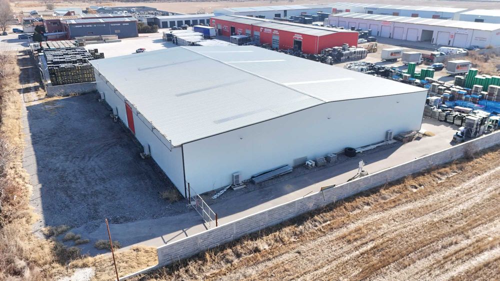 Дава се под наем Склад в с. Мокрище, Област Пазарджик - 1800 кв.м за 9180 € - Снимка #18