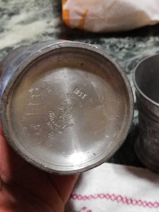 Чаши 6 малки 2 големи