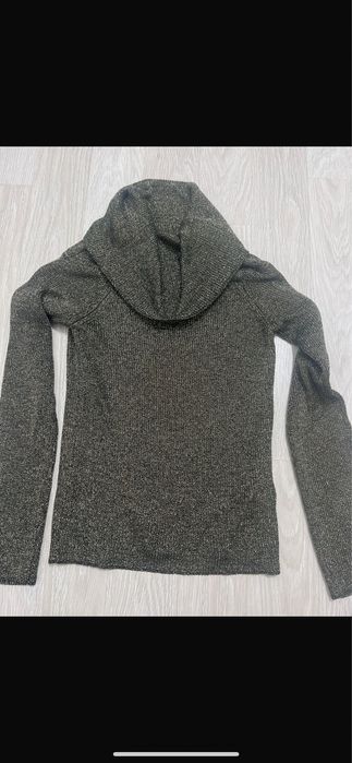 Продам новую кофту Massimo Dutti , M, тянется