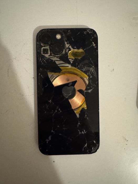 Iphone 13 pentru piese