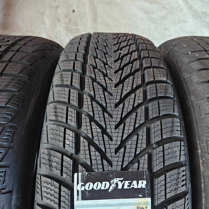 4 Нови зимни гуми 205/60R16 Goodyear UltraGrip Performance 3 XL 96H