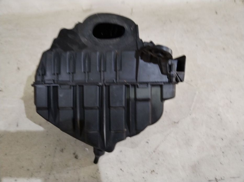 Carcasa filtru aer, Renault Megane 3, 2008, 2009, 2010, 2011, 2012, 2013, 2014, 2015, cod origine OE 8200947663.