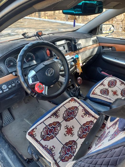 Автомашина Лифан Солано