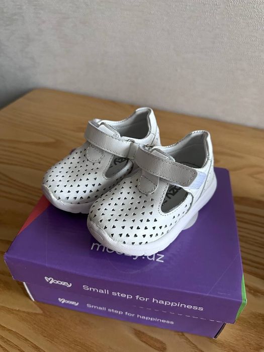 Продам сандалики Moozy