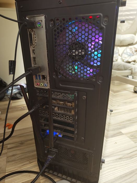 Мощен настолен компютър