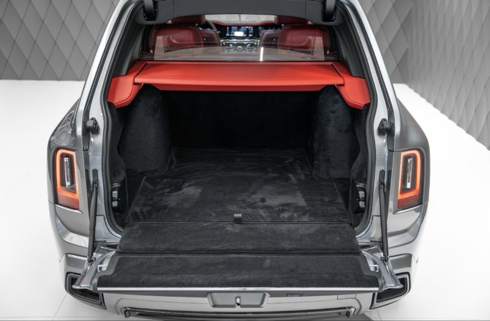 Rolls-Royce Cullinan Black Badge 2026