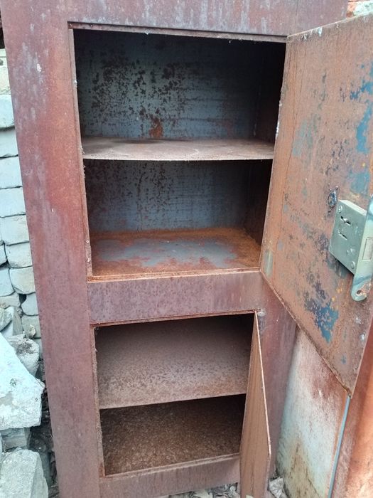 Шкаф несгораемый сварной