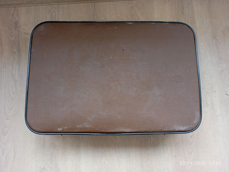 Продавам ретро куфар