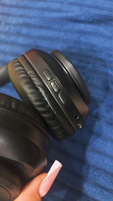 Наушники с подключением Bluetooth