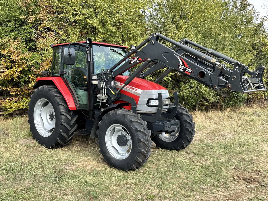 Tractor McCormick Cx 85  cu Încarcator Frontal  Manip