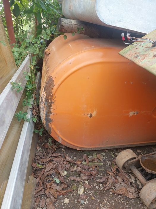 bazin rezervor metalic