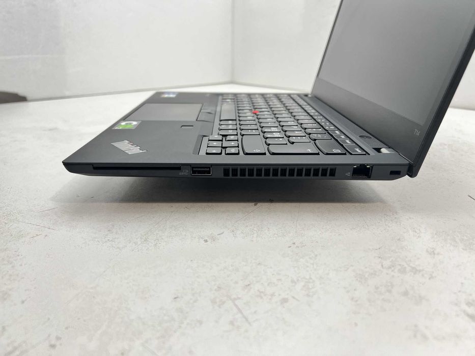 Реновиран Lenovo ThinkPad T14 Gen 2 i5-1135G7 16GB 510GB гаранция