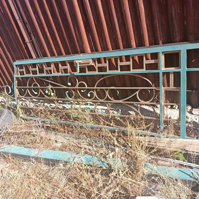 Колитка дверь от ворот