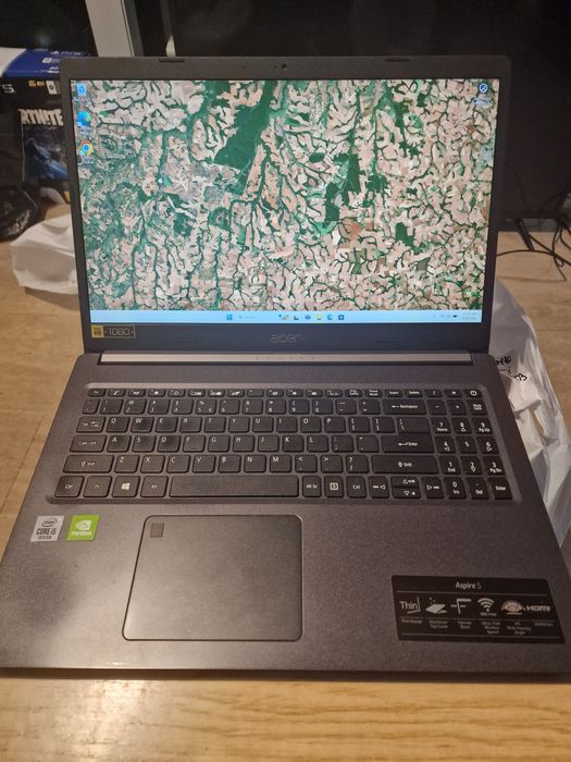 Laptop Acer Aspire A515-54G