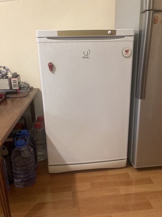 Морозильник Indesit