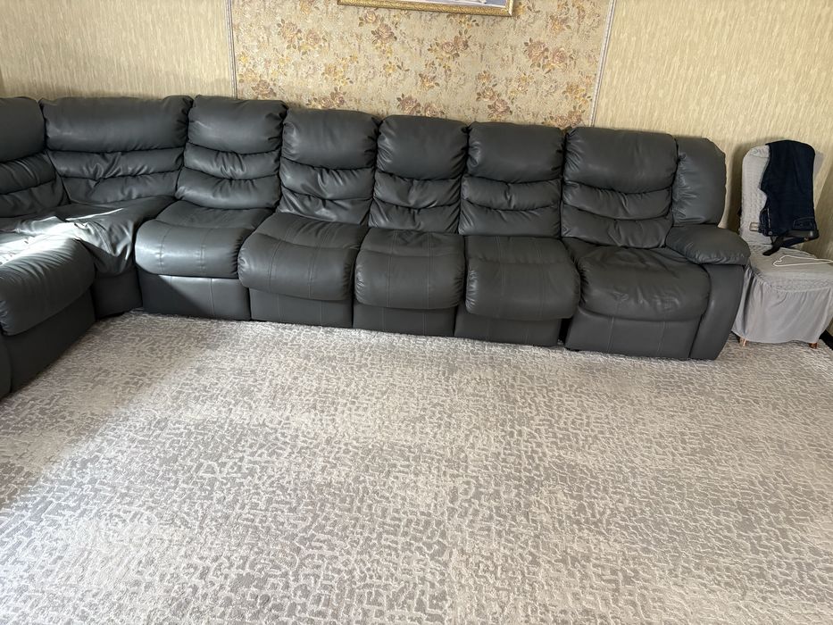 Продам мягкий уголок