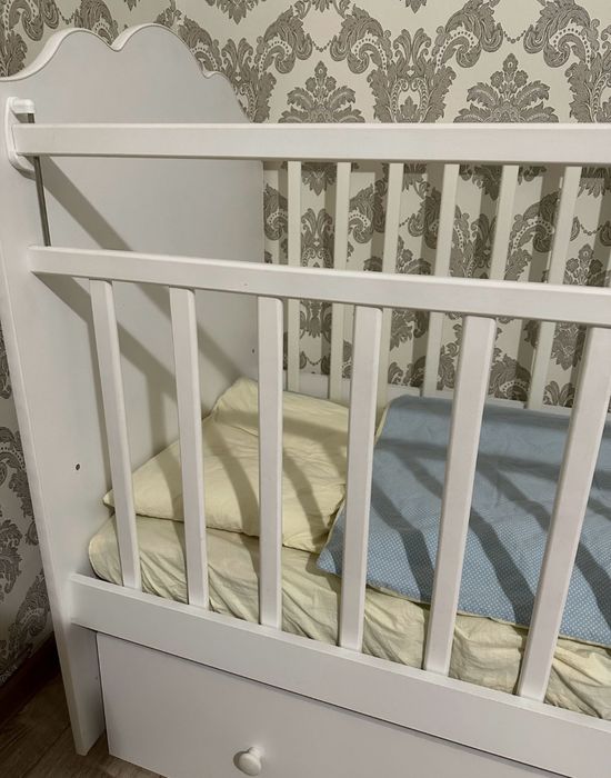 Продам детский манеж 15 тыс