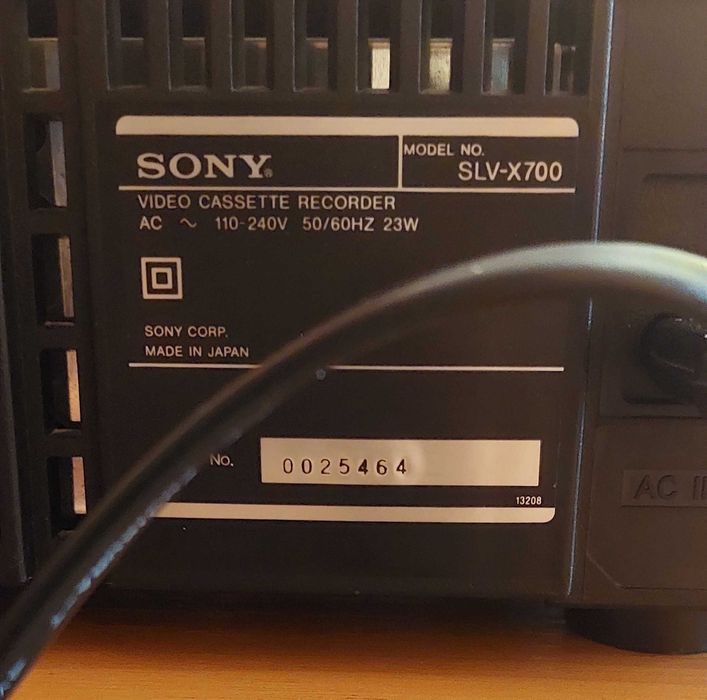 Видеомагнитофон SONY