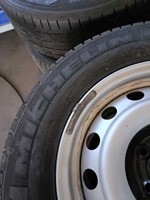 Jante Tabla Citroen Jumpy Peugeout Expert Anvelope Michelin 215 65 15C