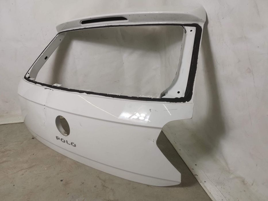 Хаион Капак Багажник Фолксваген VW Поло 6 AW/BZ Оригинален Повреден Vo