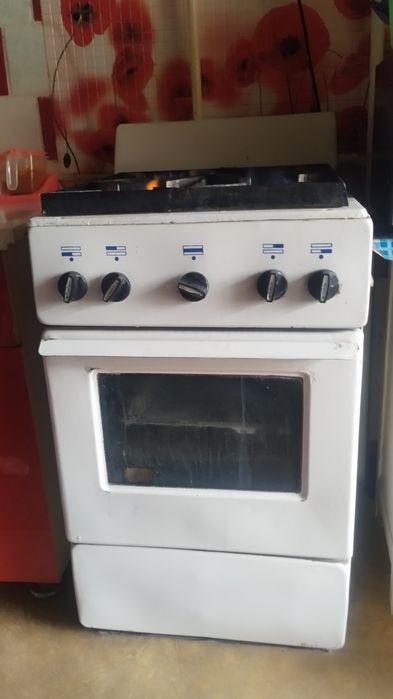 Gaz plita sotiladi