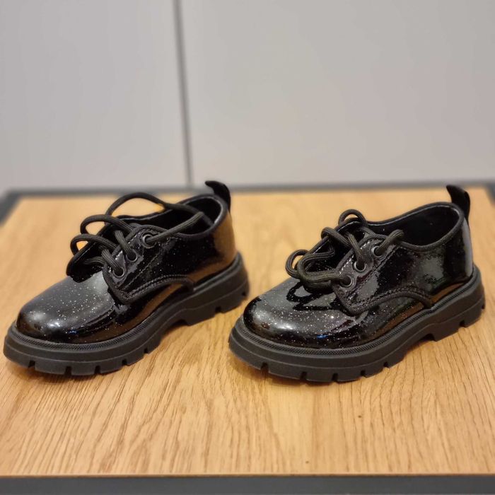 Pantofi ZARA copii | Numarul 22 | Stare excelenta !