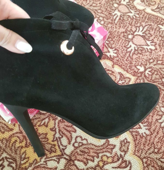 Продам новые ботильоны