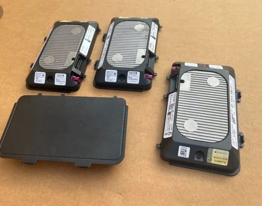 Modul încărcare wireless Passat B8/Golf 8/Tiguan/Caddy/Octavia/Tarraco