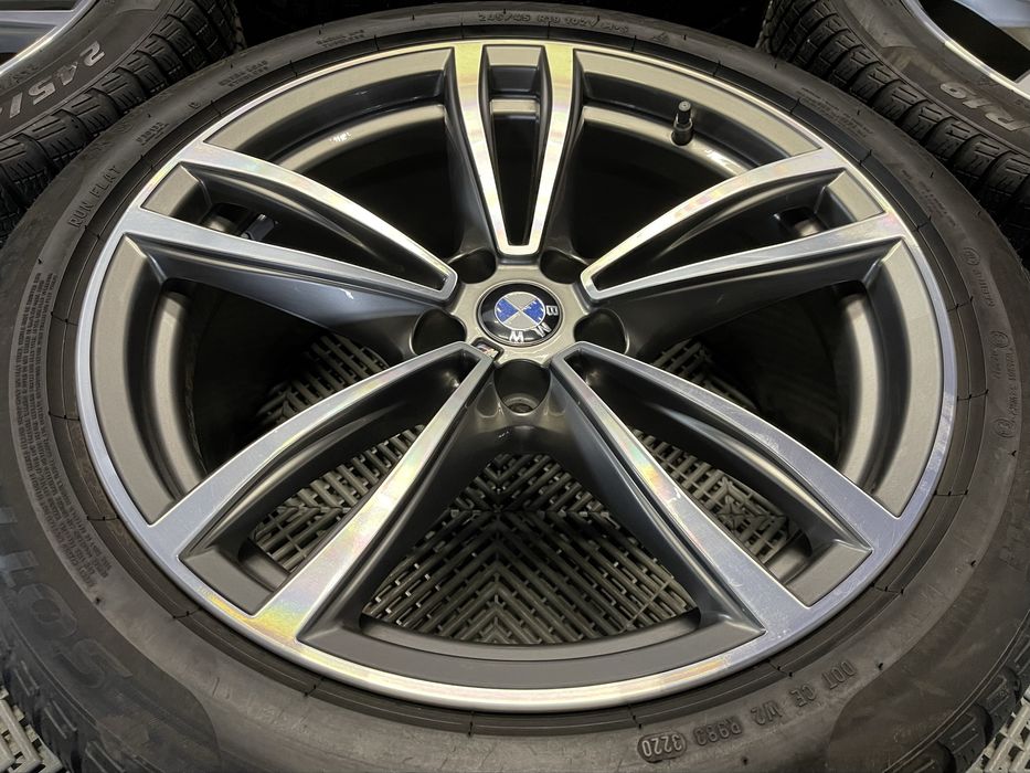Jante Roți 19 BMW Seria 6 7 G11 G12 G32 M Anvelope 245 45 R19 M+S