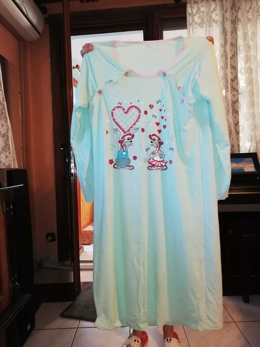 Дрехи за бременни и кърмене