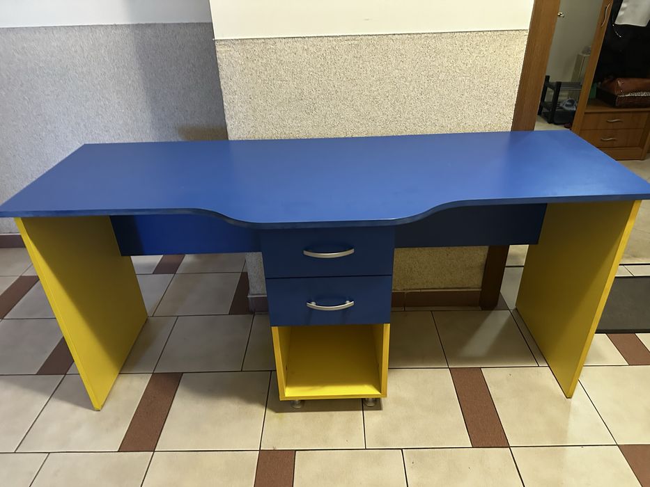 Двойно бюро за ученици