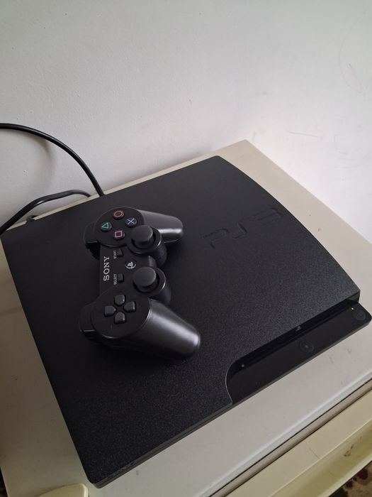 Ps 3 slim +15 ta top oyin + 2ta joystik