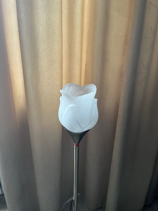 Люстра, светильник, продам