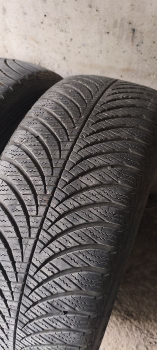 Зимние шины GOOD YEAR