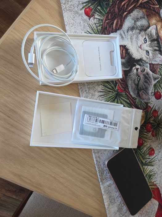 Apple iPhone 13 256 GB - Pink