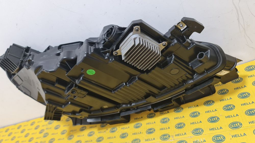 Far stanga full led adaptiv TESLA 3 Y facelift 2023+ Highland