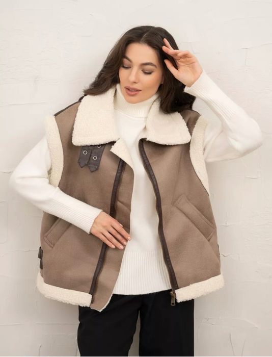 Жилетка утепленная меховая дубленка женская