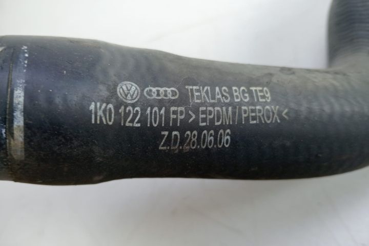 Furtun  apa 1K0122101 Volkswagen VW Golf a 5-a generatie