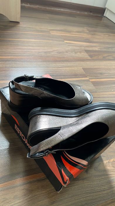 Женская кожаная летняя босоножки