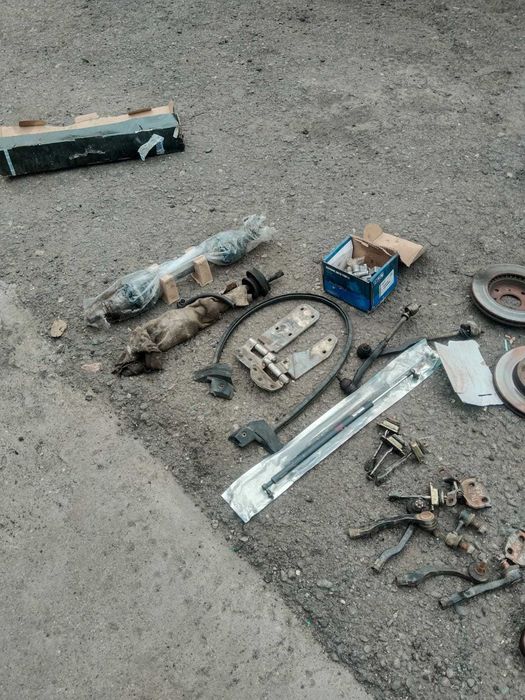 Продам запчасти на Хонда
