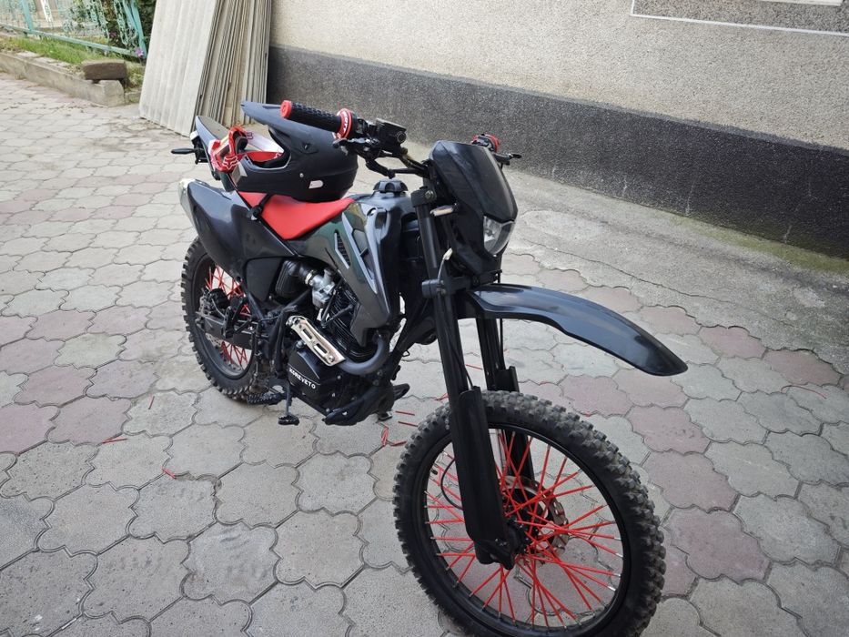 Мотоцикл эндуро 06