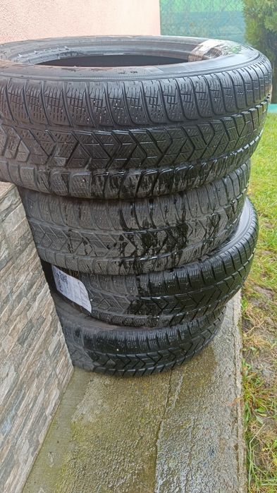 Pirelli Scorpion 225 65 R17