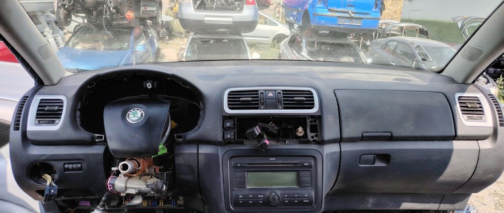 Табло с еърбег за Шкода Фабия 2 Шкода Румстър / Skoda Fabia Roomster