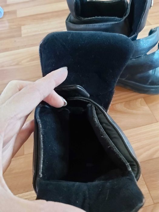 Ботинки женские на 39