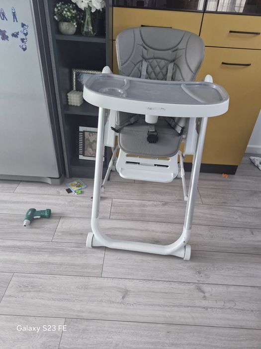 Scaun de masa bebe Krausman
