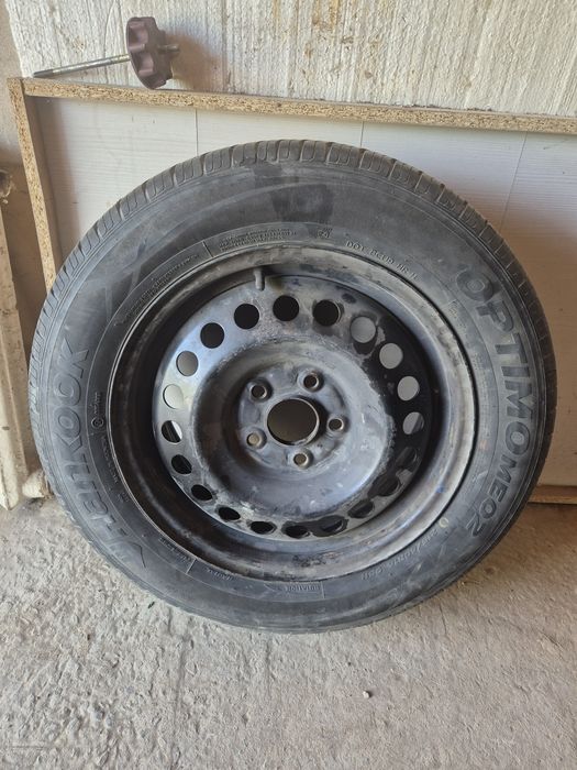 Шина и дикс  215/60/16
