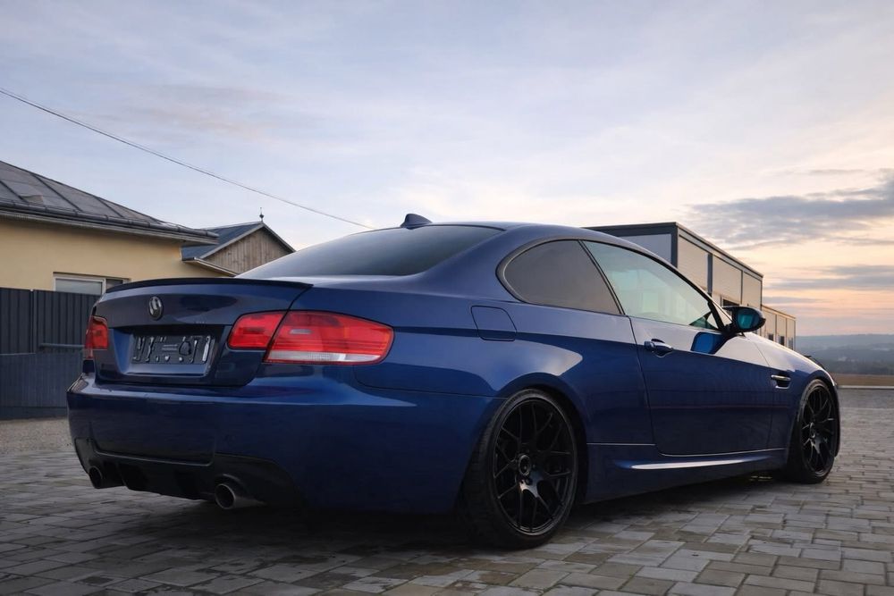 Dezmembrez BMW 335d E92 286cp,M Pack,Logic7,interior M3,aripi M3,trapa