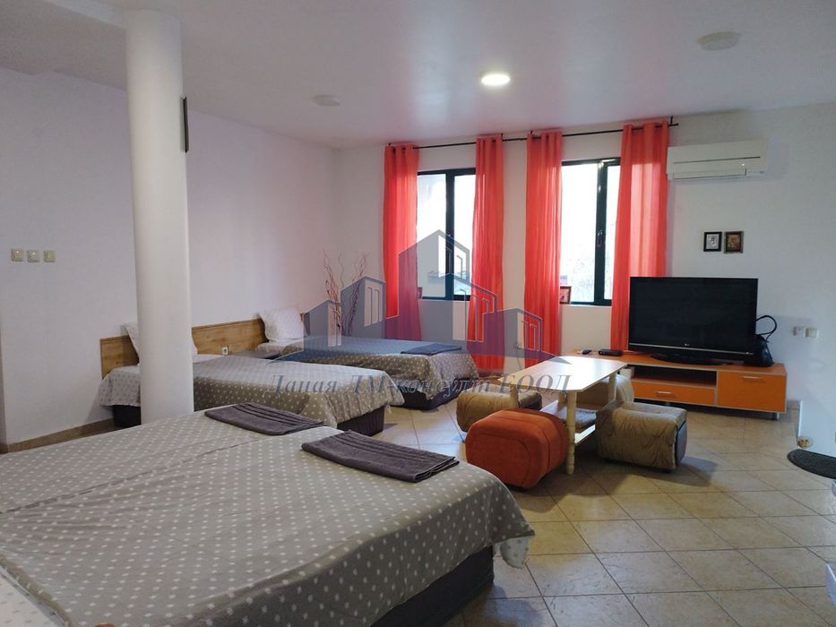 Продава се Къща в Шумен, Център - 190 кв.м за 1208 €/кв.м - Снимка #10