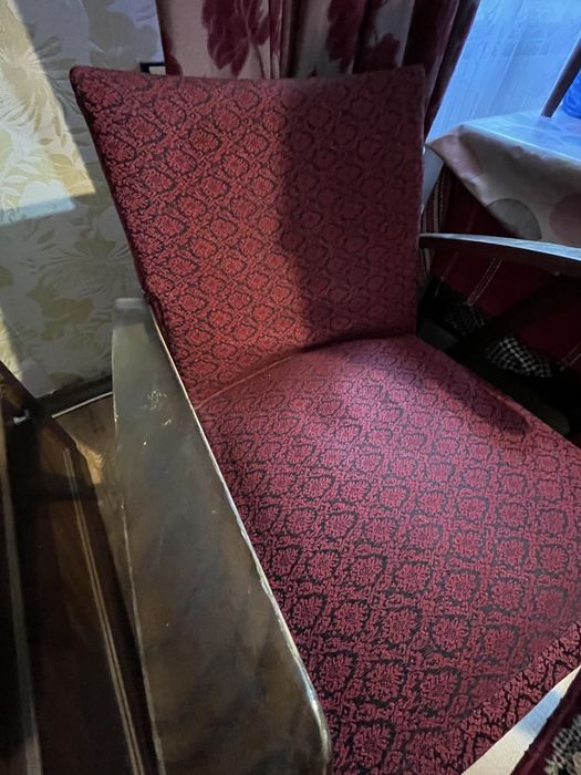 Ретро табуретки и фотьойли